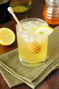 Moscato-Bees-Knees-Cocktail 3