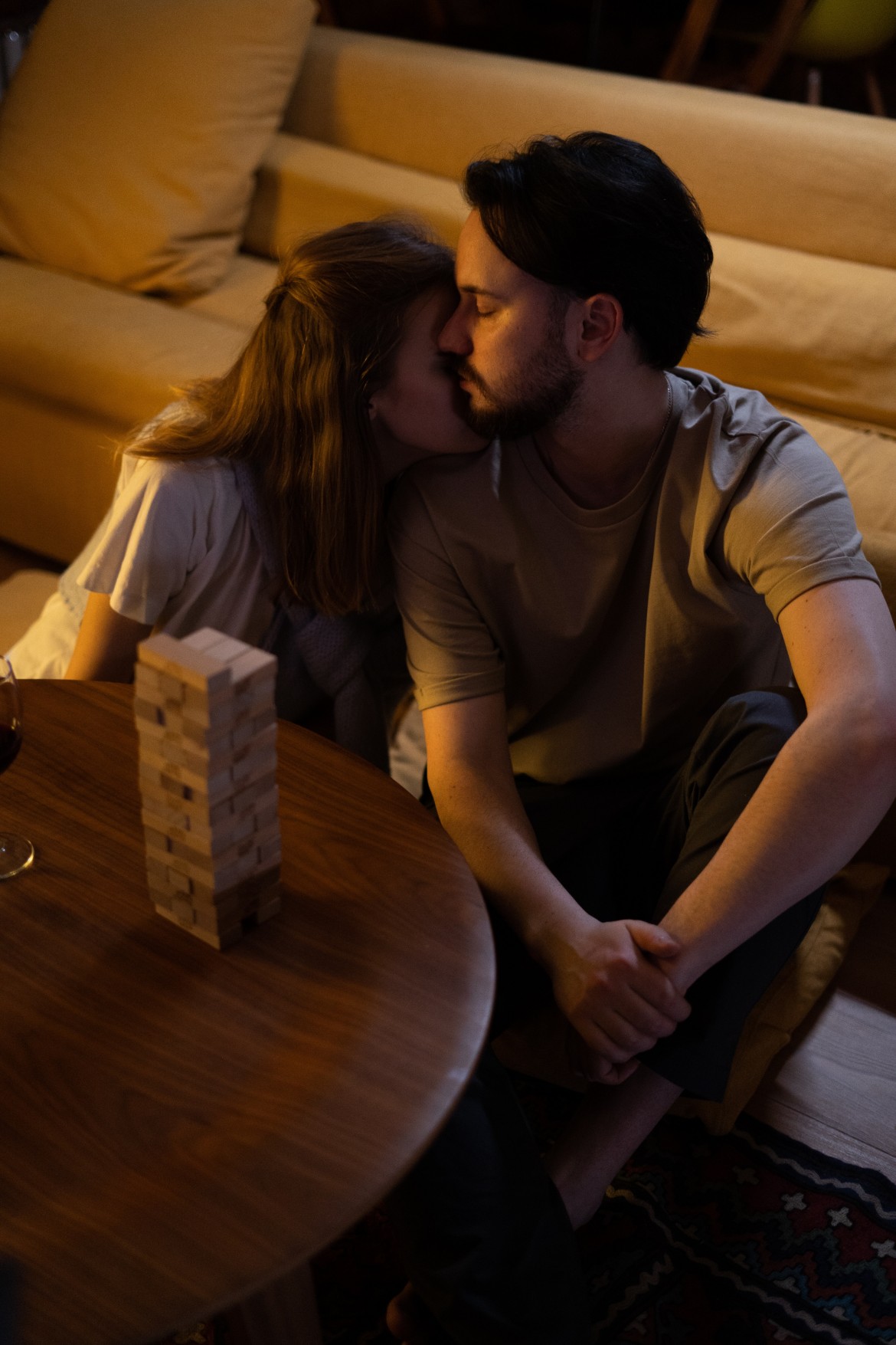 wood-couple-love-texture-4009762